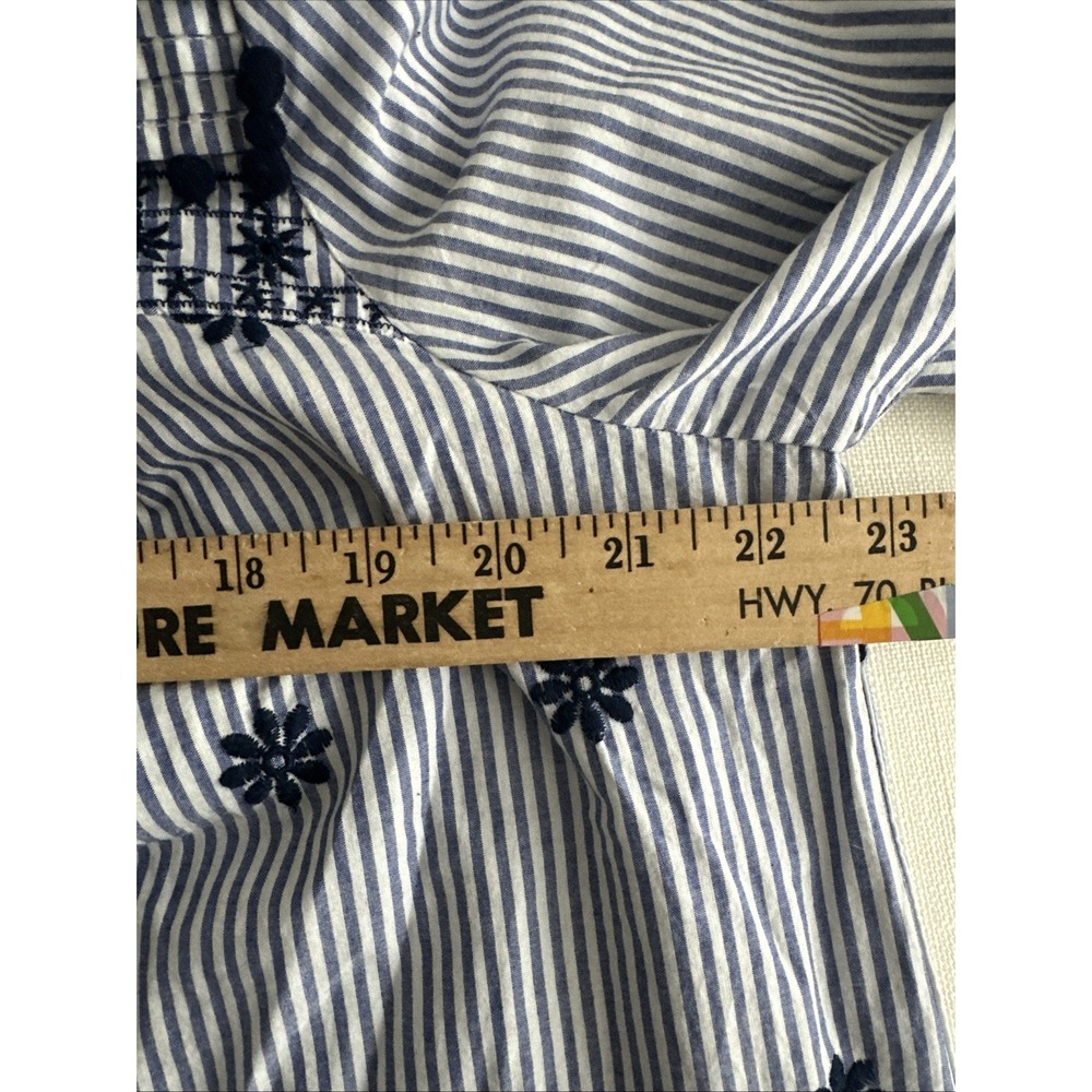 Crown & Ivy Large Womens Top Peasant 3/4 Sleeve Blue Stripe Embroidered Boho - Picture 3 of 16